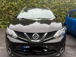 Schwarz Gebraucht 2016 Nissan Qashqai SUV | 12.200 € (Fairer Preis)