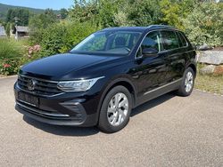 Schwarz Gebraucht 2023 VW Tiguan Move SUV | 24.990 € (Guter Preis)