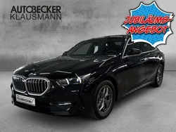 Schwarz Gebraucht 2024 BMW 520 Comfort Edition Limousine | 53.822 € (Guter Preis)