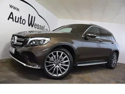 Citrinbraun metalliclack (metallic) Gebraucht 2016 Mercedes GLC250 AMG SUV | 26.990 € (Etwas zu teuer)
