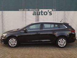 Schwarz Gebraucht 2023 Renault Mégane IV Equilibre Kombi | 13.456 € (Superpreis)