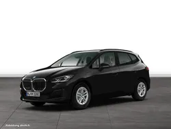 Gebraucht 2024 BMW 225 Active Tourer Luxury Line Van / Kleinbus | 37.001 € (Fairer Preis)