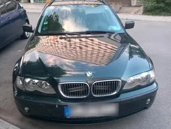 Grün Gebraucht 2004 BMW 318 Kombi | 1.100 € (Fairer Preis)