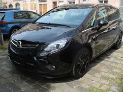 Schwarz Gebraucht 2015 Opel Zafira Tourer Business Innovation Van / Kleinbus | 7.990 € (Fairer Preis)