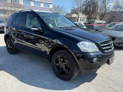 Schwarz Gebraucht 2006 Mercedes ML350 SUV | 5.999 € (Superpreis)
