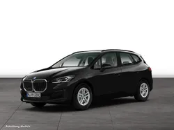 Gebraucht 2023 BMW 225 Active Tourer Luxury Line Van / Kleinbus | 35.104 € (Fairer Preis)