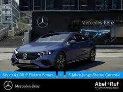 Blau Gebraucht 2024 Mercedes EQE300 Electric Art Limousine | 44.349 € (Guter Preis)