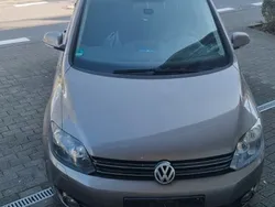 Beige Gebraucht 2010 VW Golf Plus Comfortline Van / Kleinbus | 2.300 € (Superpreis)