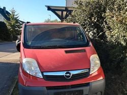 Rot Gebraucht 2011 Opel Vivaro Van | 5.700 € (Fairer Preis)