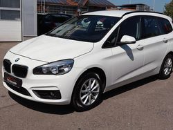 Weiß Gebraucht 2015 BMW 218 Gran Tourer Advantage Van / Kleinbus | 7.990 € (Guter Preis)