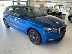 Blau Gebraucht 2022 Skoda Fabia Style Limousine | 19.600 €