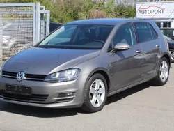 Grau Gebraucht 2015 VW Golf VII Highline Limousine | 12.900 € (Fairer Preis)