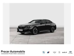 Schwarz Neu 2025 BMW 520 M Sport Limousine | 79.890 €