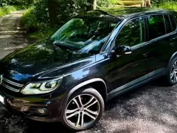 Schwarz Gebraucht 2011 VW Tiguan Track & Field SUV | 13.590 € (Teuer)