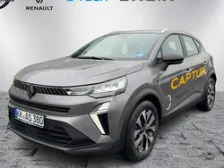 Grau Gebraucht 2025 Renault Captur Evolution SUV | 26.990 € (Guter Preis)