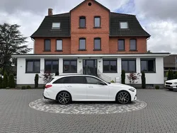 Weiß Gebraucht 2022 Mercedes C220 Business Limousine | 29.950 € (Etwas zu teuer)