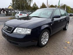 Blau Gebraucht 2001 Audi A6 Kombi | 3.400 € (Teuer)
