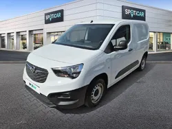 Weiß Gebraucht 2023 Opel Combo Basis Van / Kleinbus | 16.490 € (Fairer Preis)