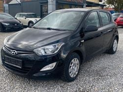 Schwarz Gebraucht 2014 Hyundai i20 Classic Limousine | 3.490 € (Superpreis)