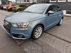 Blau Gebraucht 2013 Audi A1 Ambition Kleinwagen | 8.900 € (Guter Preis)