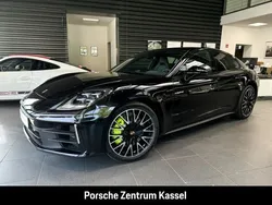 Tiefschwarzmetallic Gebraucht 2025 Porsche Panamera 4 Limousine | 133.900 € (Superpreis)