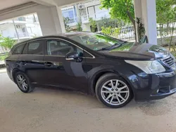 Gebraucht 2010 Toyota Avensis Executive Kombi | 3.800 € (Fairer Preis)