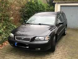 Schwarz Gebraucht 2004 Volvo V70 Kombi | 1.600 € (Guter Preis)