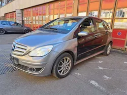 Kometgrau metalliclack Gebraucht 2007 Mercedes B150 Van / Kleinbus | 800 € (Superpreis)