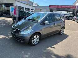 Grau Gebraucht 2010 Mercedes A160 Classic Limousine | 3.900 € (Fairer Preis)