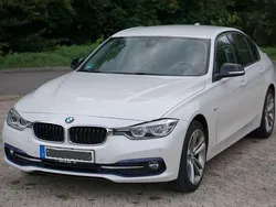 Weiß Gebraucht 2016 BMW 318 M Sport Limousine | 16.499 € (Fairer Preis)