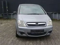 Silber Gebraucht 2010 Opel Meriva Selection Van / Kleinbus | 3.450 € (Fairer Preis)