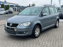 Grau Gebraucht 2007 VW Touran Trendline Van / Kleinbus | 2.950 € (Fairer Preis)