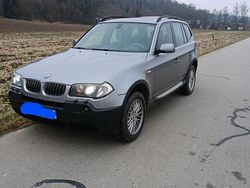 Grau Gebraucht 2005 BMW X3 SUV | 4.100 € (Fairer Preis)