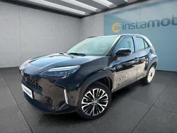Schwarz Neu 2025 Toyota Yaris Cross SUV | 30.249 €