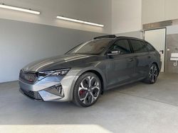 [5x5x] graphit grau metallic Neu 2025 Skoda Octavia RS Kombi | 45.990 € (Etwas zu teuer)