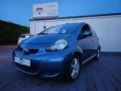 Graphitblau Gebraucht 2009 Toyota Aygo Cool Kleinwagen | 2.300 € (Fairer Preis)