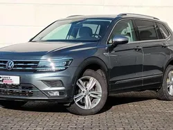 Platinum grey metallic Gebraucht 2018 VW Tiguan Allspace Highline SUV | 26.480 € (Fairer Preis)
