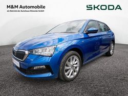 Blau Gebraucht 2022 Skoda Scala Tour Kleinwagen | 16.220 € (Guter Preis)