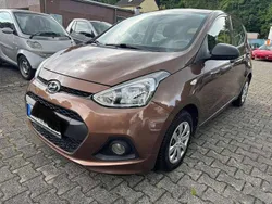 Braun Gebraucht 2015 Hyundai i10 Classic Kleinwagen | 7.795 € (Fairer Preis)