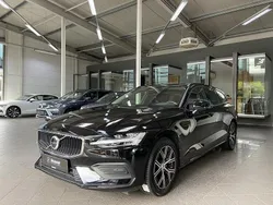 Black solid Gebraucht 2023 Volvo V60 Kombi | 28.990 € (Superpreis)