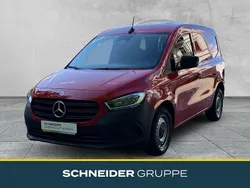 Rot Gebraucht 2022 Mercedes Citan 108 Van | 16.890 € (Fairer Preis)