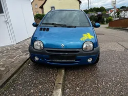 Blau Gebraucht 2005 Renault Twingo Authentique Kleinwagen | 3.400 €