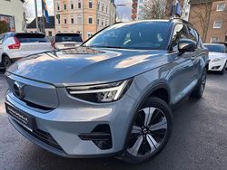 Grau Gebraucht 2022 Volvo XC40 Plus SUV | 32.888 € (Fairer Preis)