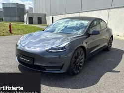 Silber Gebraucht 2021 Tesla Model 3 Performance Limousine | 31.400 € (Fairer Preis)