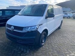 Candyweiß Gebraucht 2024 VW Transporter Van | 35.980 €