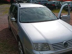 Silber Gebraucht 2002 VW Bora Limousine | 1.950 € (Fairer Preis)