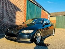 Blau Gebraucht 2007 BMW 330 Coupé | 6.990 € (Superpreis)