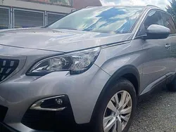 Grau Gebraucht 2017 Peugeot 3008 Allure SUV | 11.000 € (Fairer Preis)