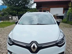 Weiß Gebraucht 2017 Renault Clio GrandTour LIMITED Kombi | 8.690 € (Fairer Preis)