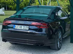Schwarz Gebraucht 2017 Audi S8 plus Limousine | 47.656 € (Guter Preis)